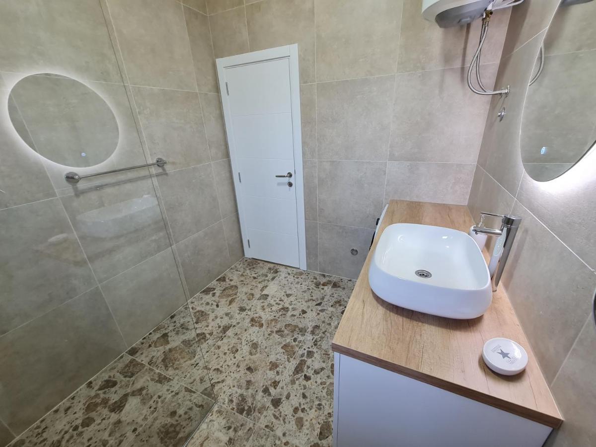 Ferienwohnung Luxury Penthouse With Panoramic View Ulcinj Exterior foto