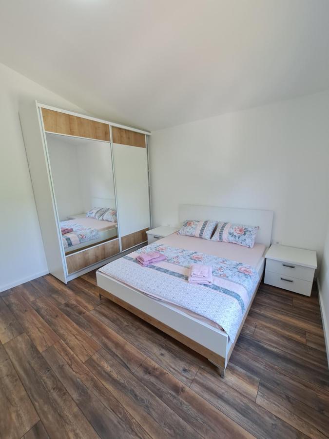 Ferienwohnung Luxury Penthouse With Panoramic View Ulcinj Exterior foto